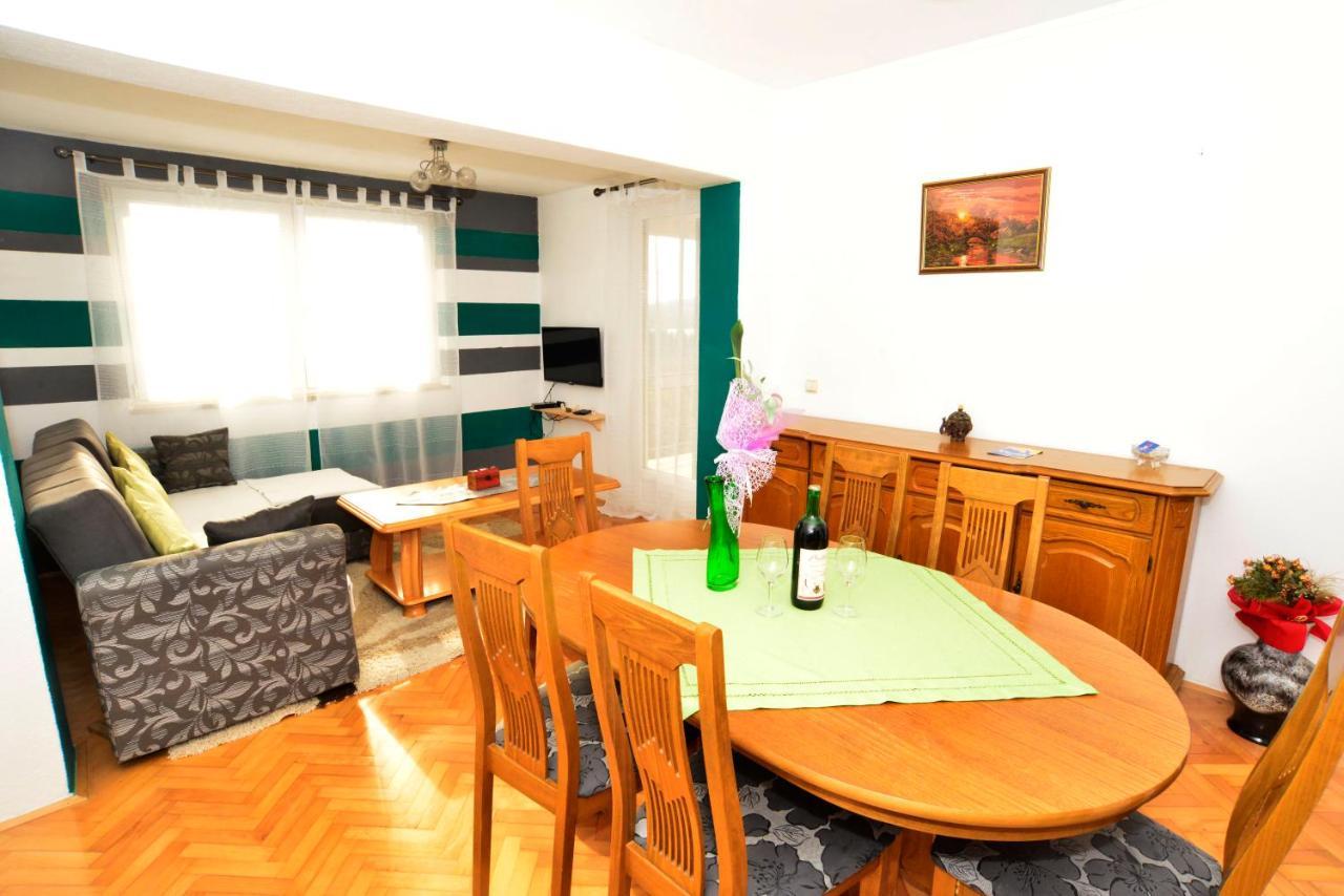 House Sarovic Διαμέρισμα Τίβατ Εξωτερικό φωτογραφία