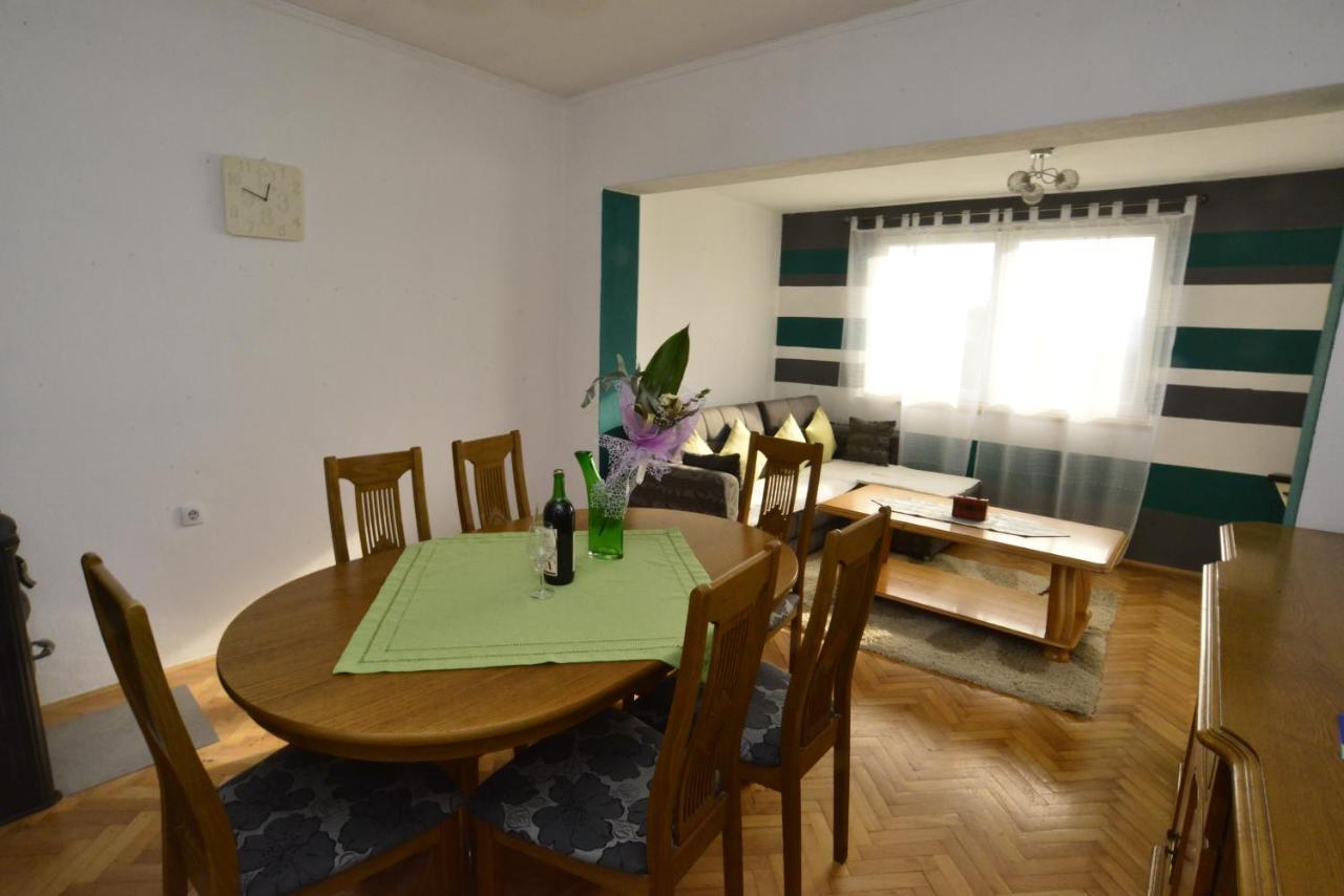 House Sarovic Διαμέρισμα Τίβατ Εξωτερικό φωτογραφία