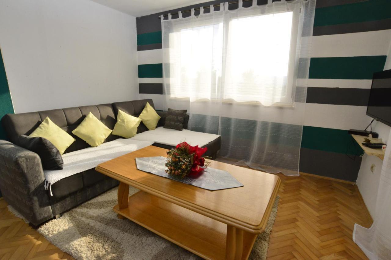 House Sarovic Διαμέρισμα Τίβατ Εξωτερικό φωτογραφία