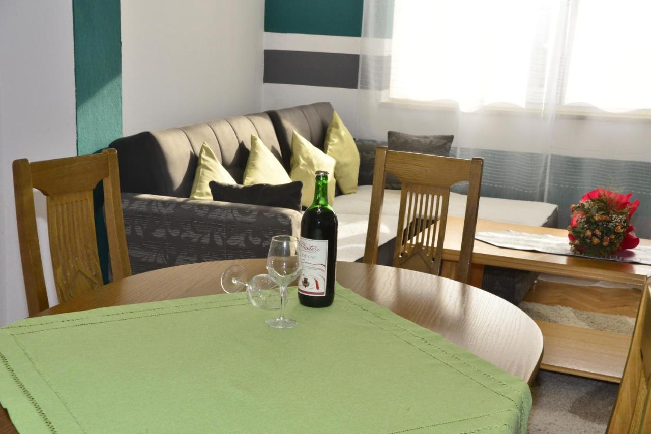 House Sarovic Διαμέρισμα Τίβατ Εξωτερικό φωτογραφία